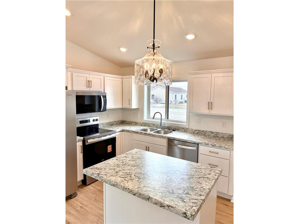 911 3rd Street Wanamingo MN 55983 6819886 image5