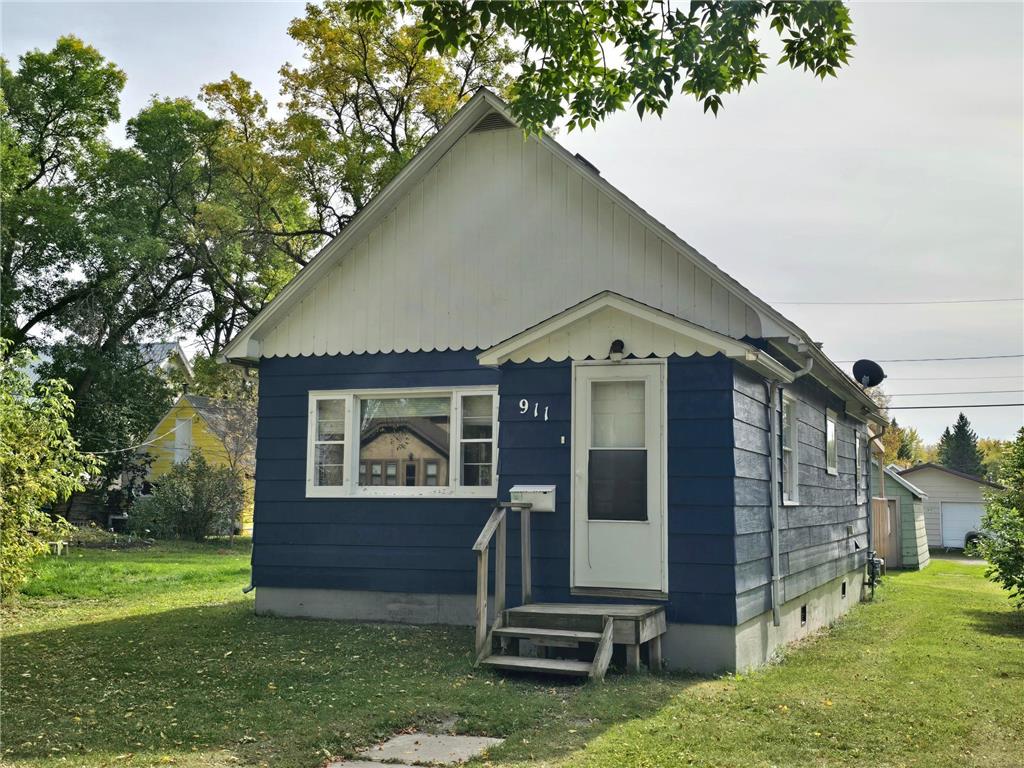 911 7th Street International Falls MN 56649 6797900 image2