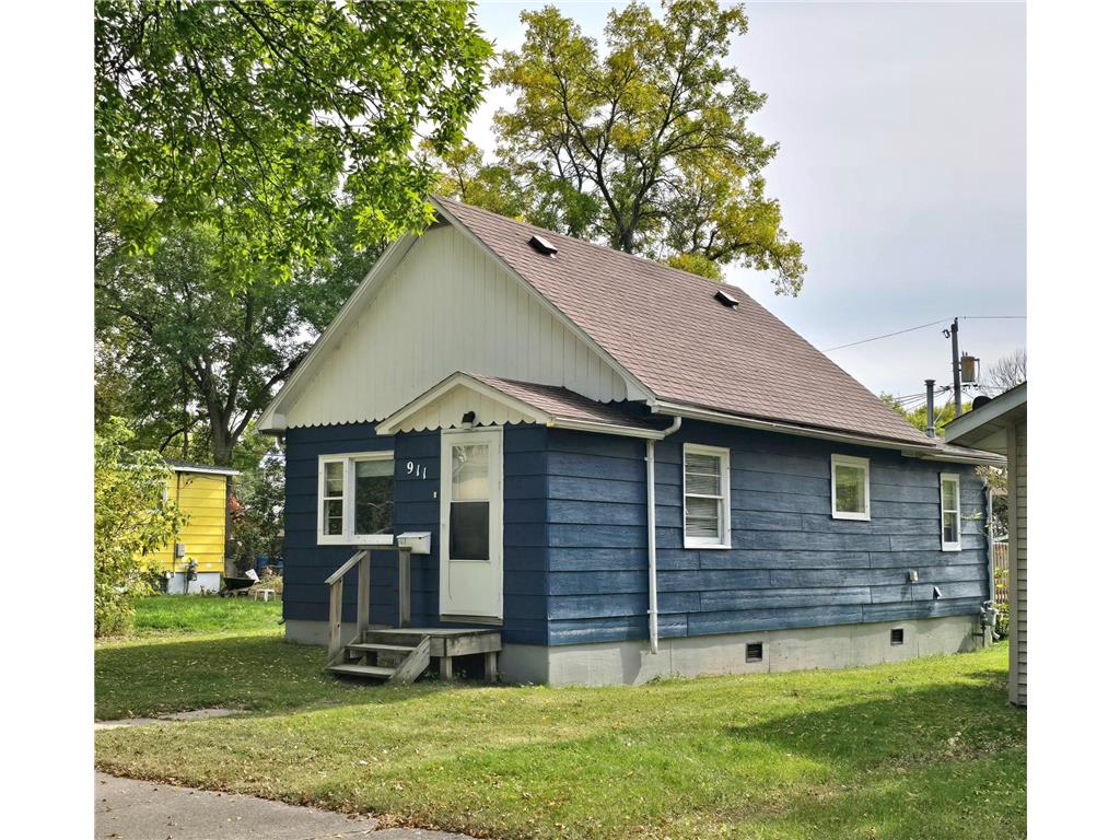 911 7th Street International Falls MN 56649 6797900 image3