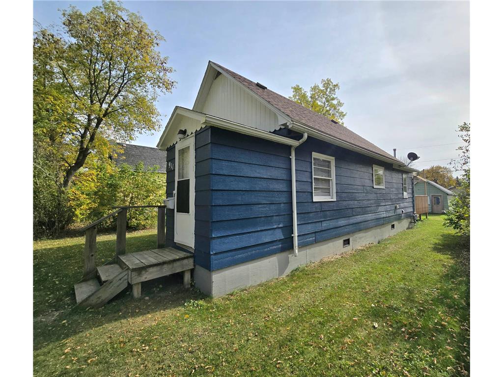 911 7th Street International Falls MN 56649 6797900 image4