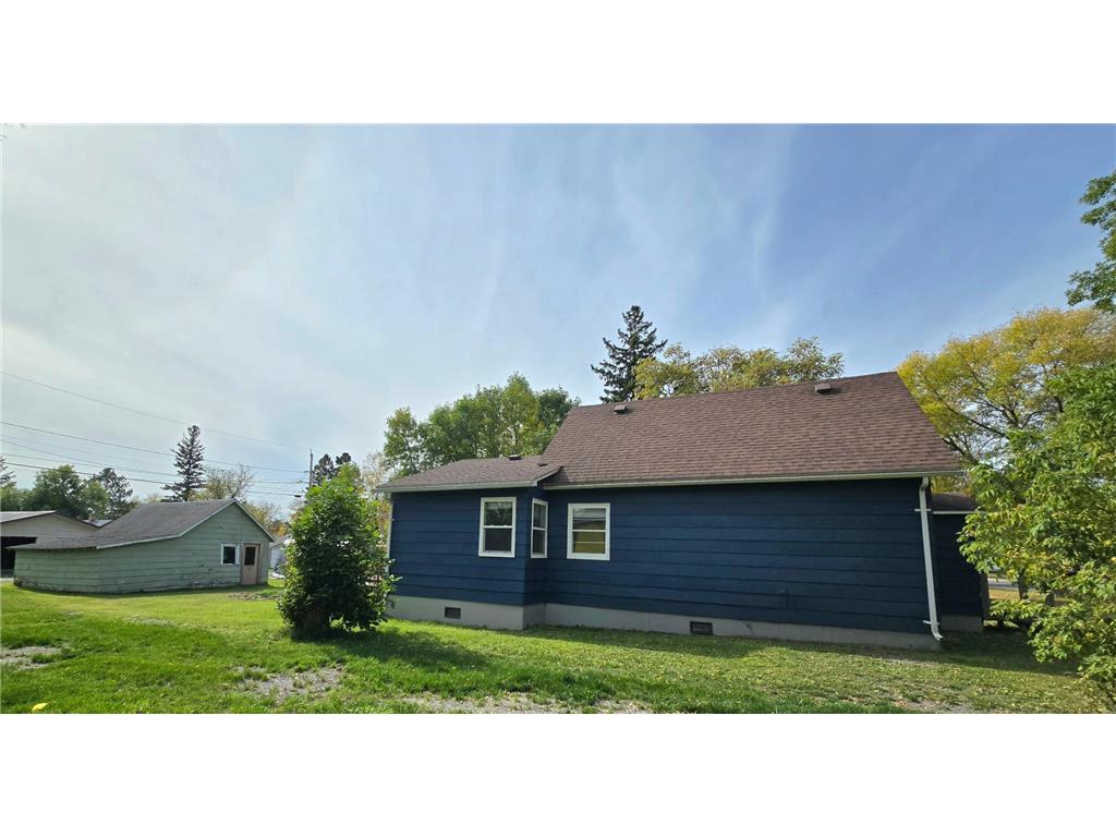 911 7th Street International Falls MN 56649 6797900 image5