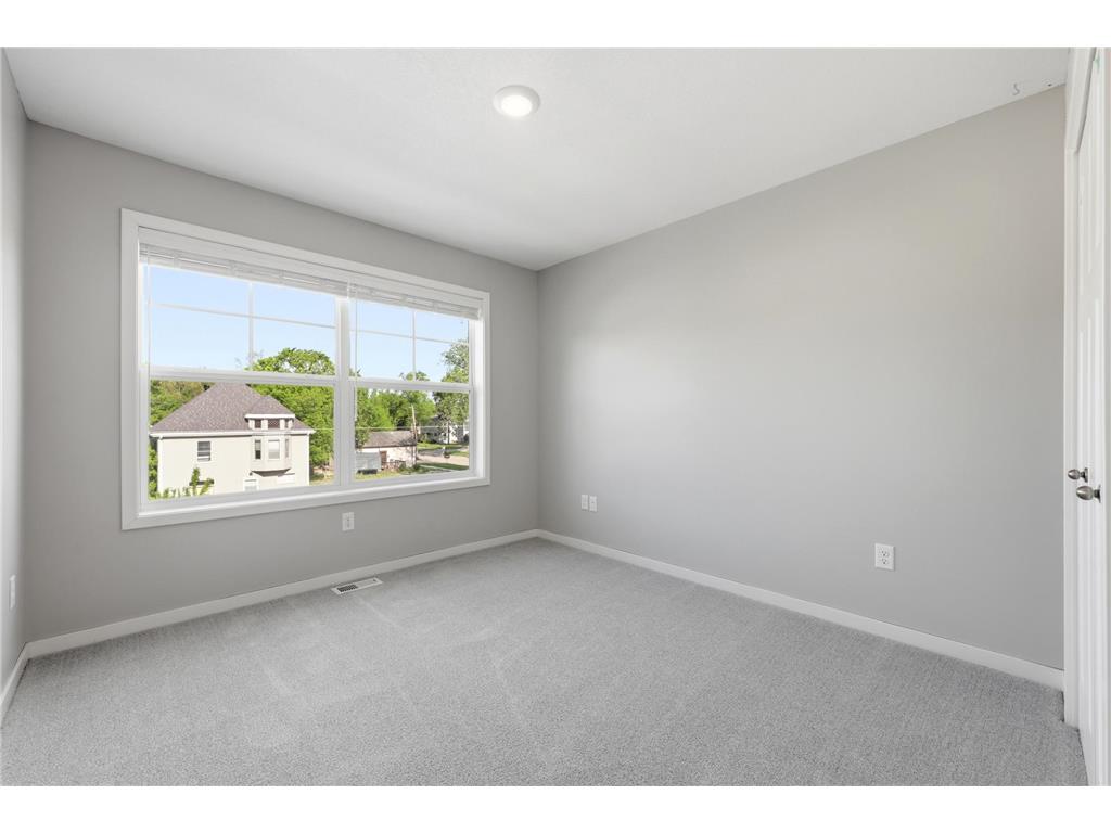 911 7th Street N Fargo ND 58102 7079196 image22