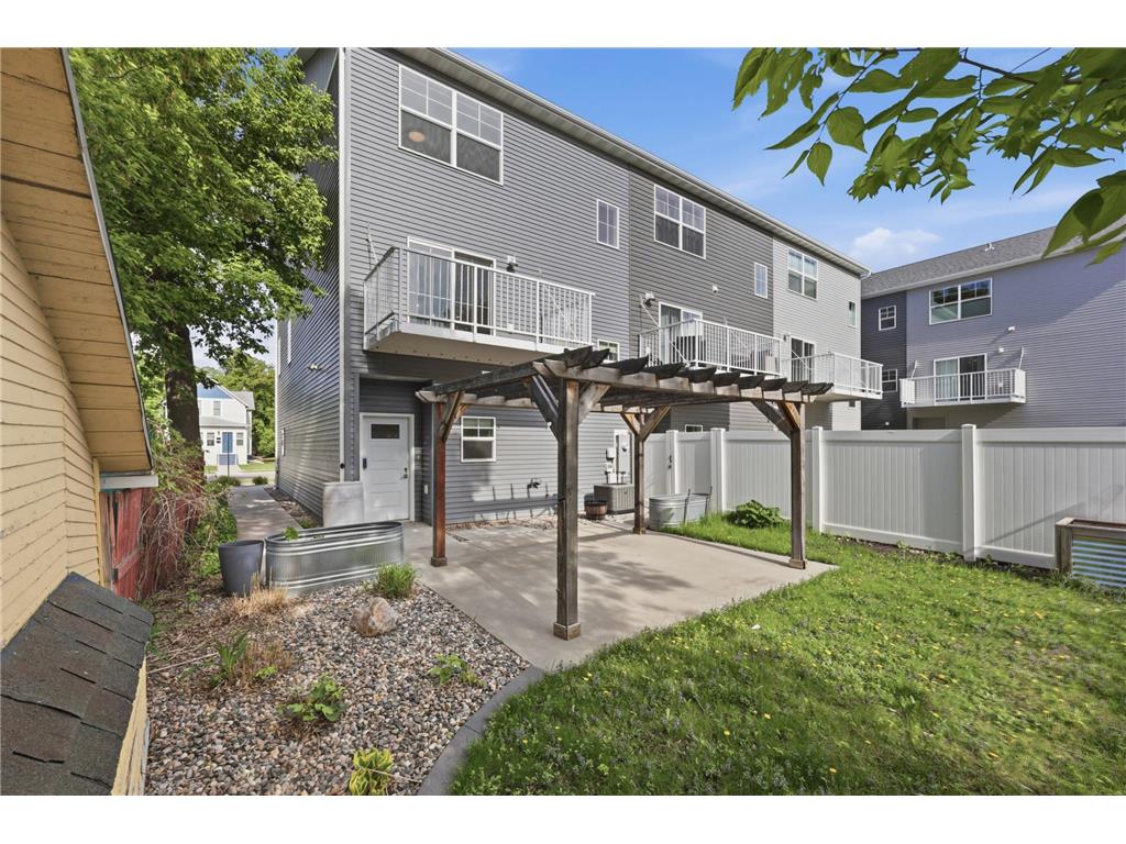 911 7th Street N Fargo ND 58102 7079196 image3
