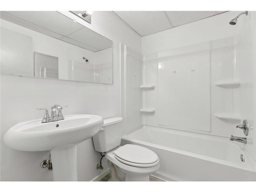 911 7th Street S #3 Hopkins MN 55343 7101921 image15