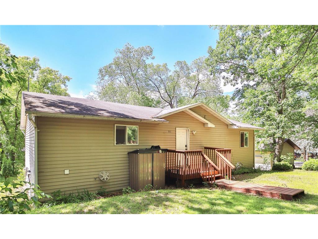 911 8th Street NE Little Falls MN 56345 7094166 image1