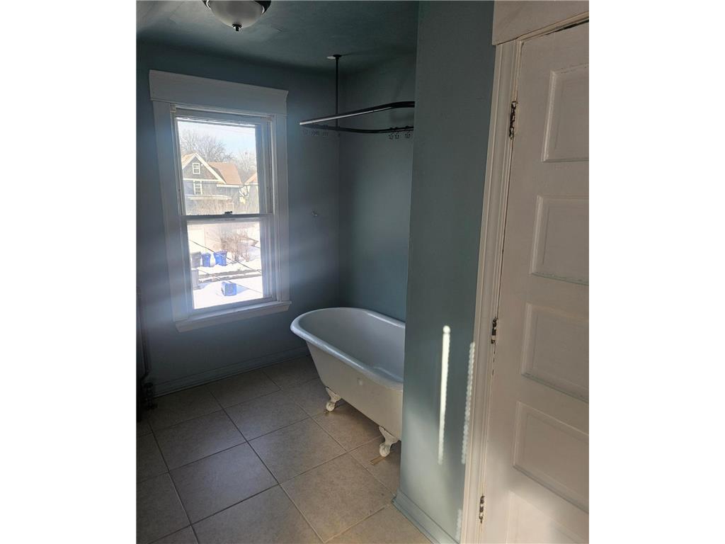 911 Jenks Avenue E Saint Paul MN 55106 7037726 image17