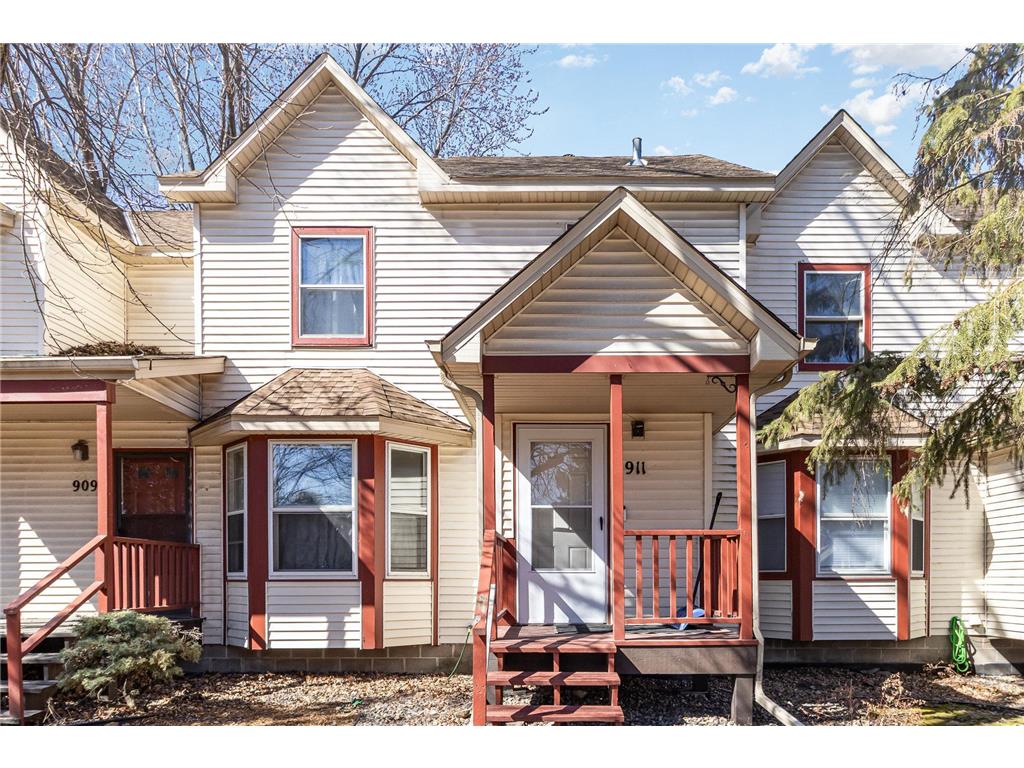 911 Marion Street Saint Paul MN 55117 6692177 image1