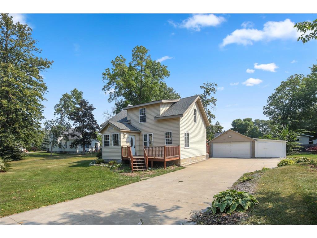 911 S Holcombe Avenue Litchfield MN 55355 6261799 image1