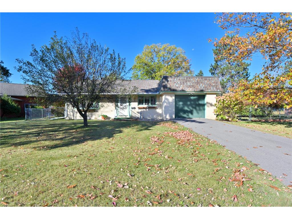 911 SW 4th Avenue Grand Rapids MN 55744 6802196 image1