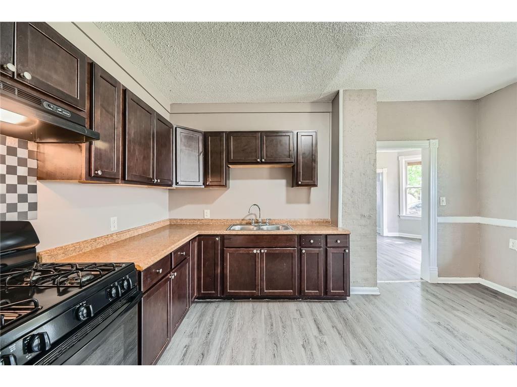 911 Sims Avenue Saint Paul MN 55106 6755165 image11