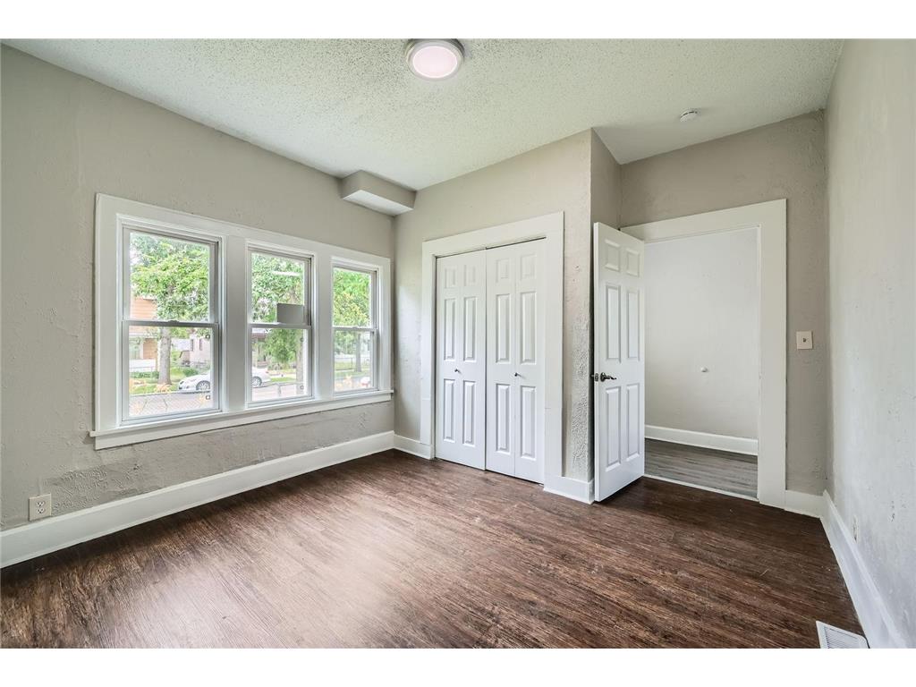 911 Sims Avenue Saint Paul MN 55106 6755165 image14