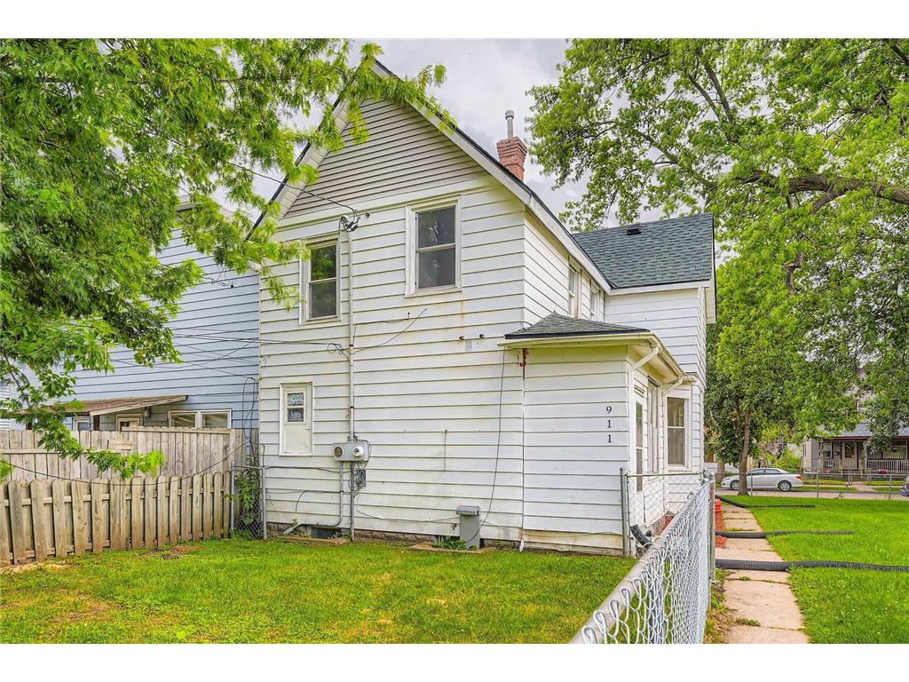 911 Sims Avenue Saint Paul MN 55106 6755165 image27
