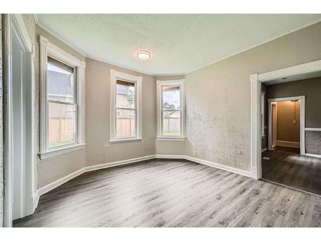 911 Sims Avenue Saint Paul MN 55106 7009830 image10