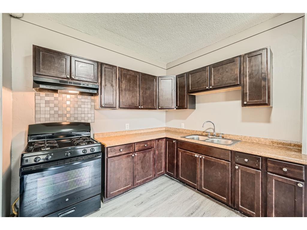 911 Sims Avenue Saint Paul MN 55106 7009830 image14