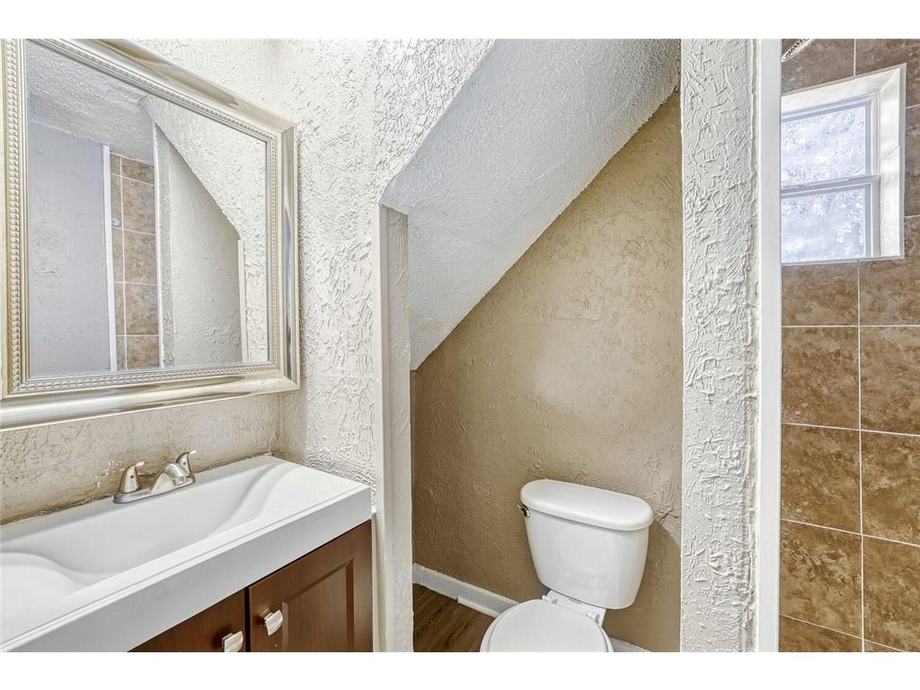 911 Sims Avenue Saint Paul MN 55106 7009830 image23