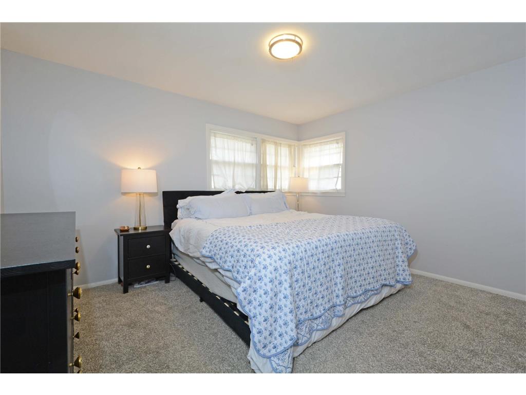911 Sunnyview Lane Minnetonka MN 55305 7035512 image13