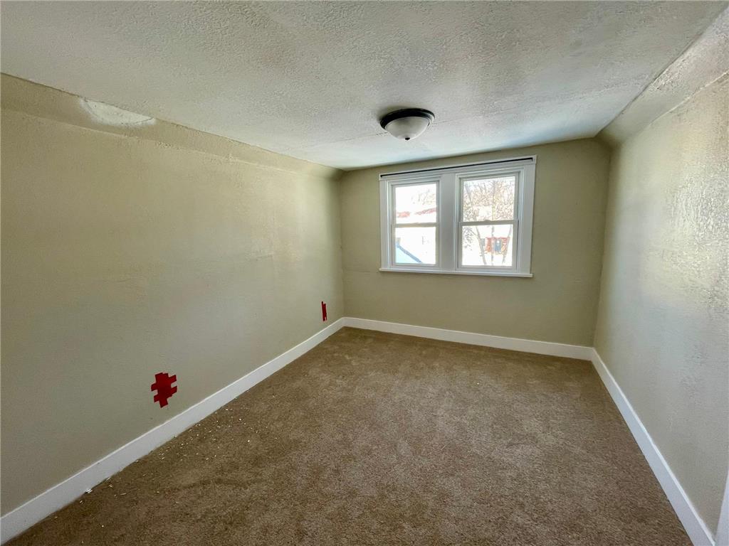 911 W Cavour Avenue Fergus Falls MN 56537 7044244 image11