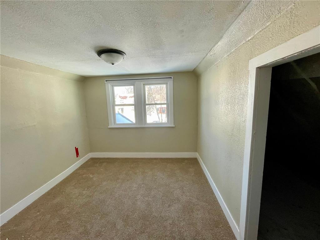 911 W Cavour Avenue Fergus Falls MN 56537 7044244 image12