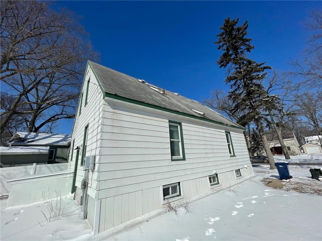911 W Cavour Avenue Fergus Falls MN 56537 7044244 image17
