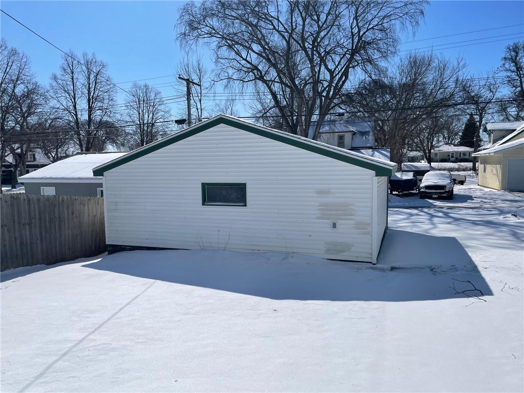 911 W Cavour Avenue Fergus Falls MN 56537 7044244 image19