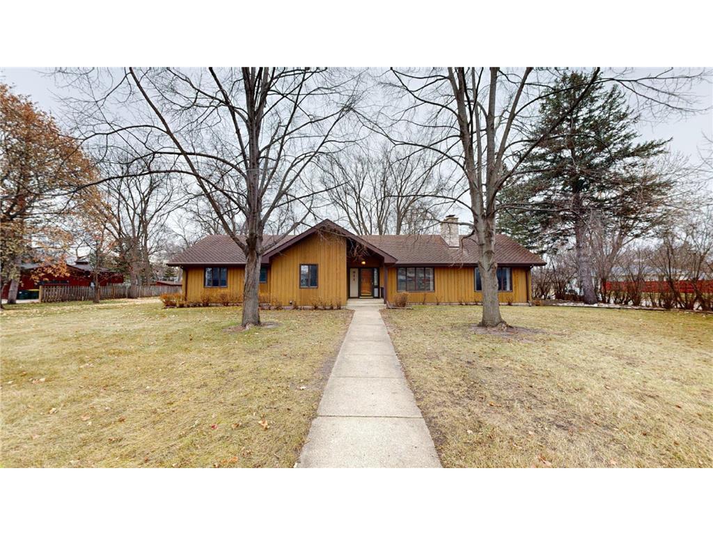 911 Willmar Avenue SW Willmar MN 56201 6456910 image1