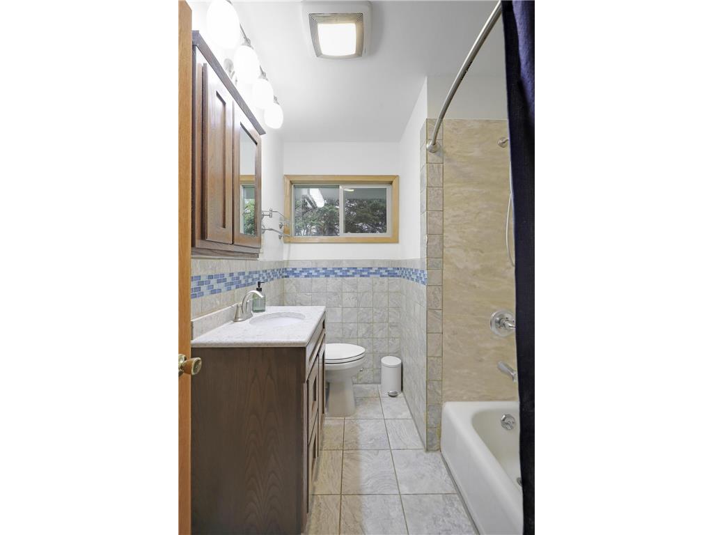 9112 Dupont Avenue S Bloomington MN 55420 7064144 image15