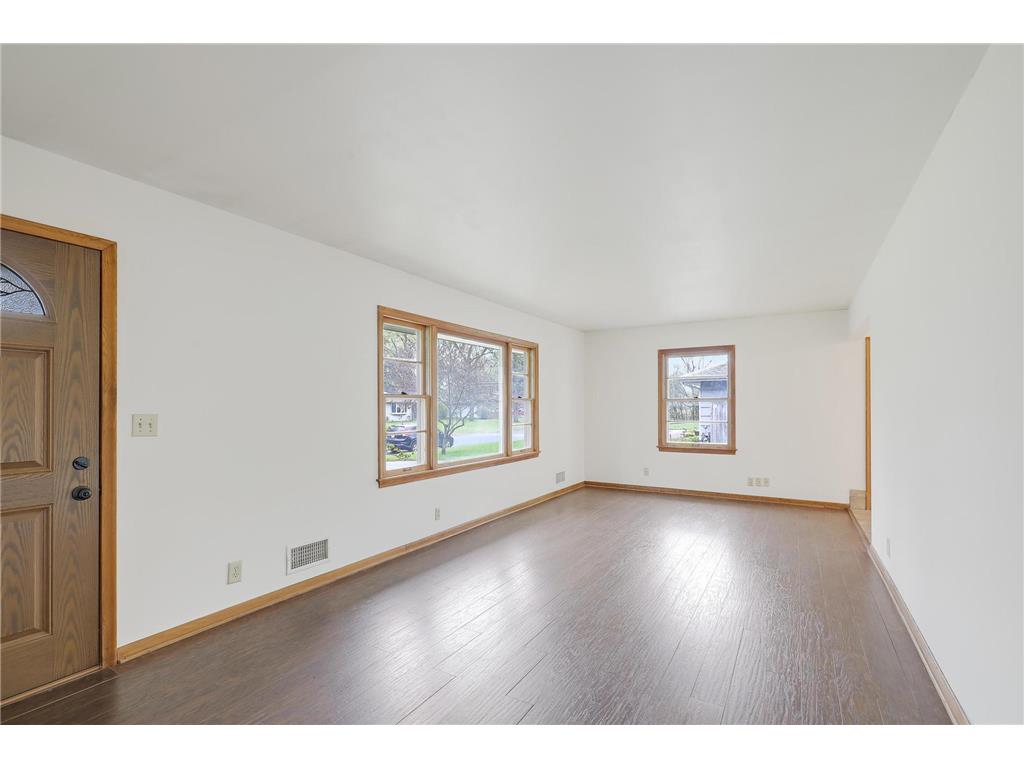 9112 Dupont Avenue S Bloomington MN 55420 7064144 image3