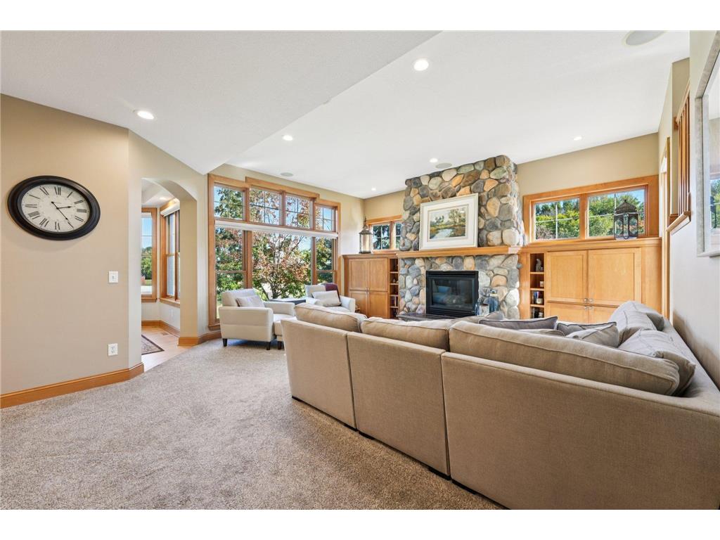 9112 Woodhill Drive Savage MN 55378 7049309 image3