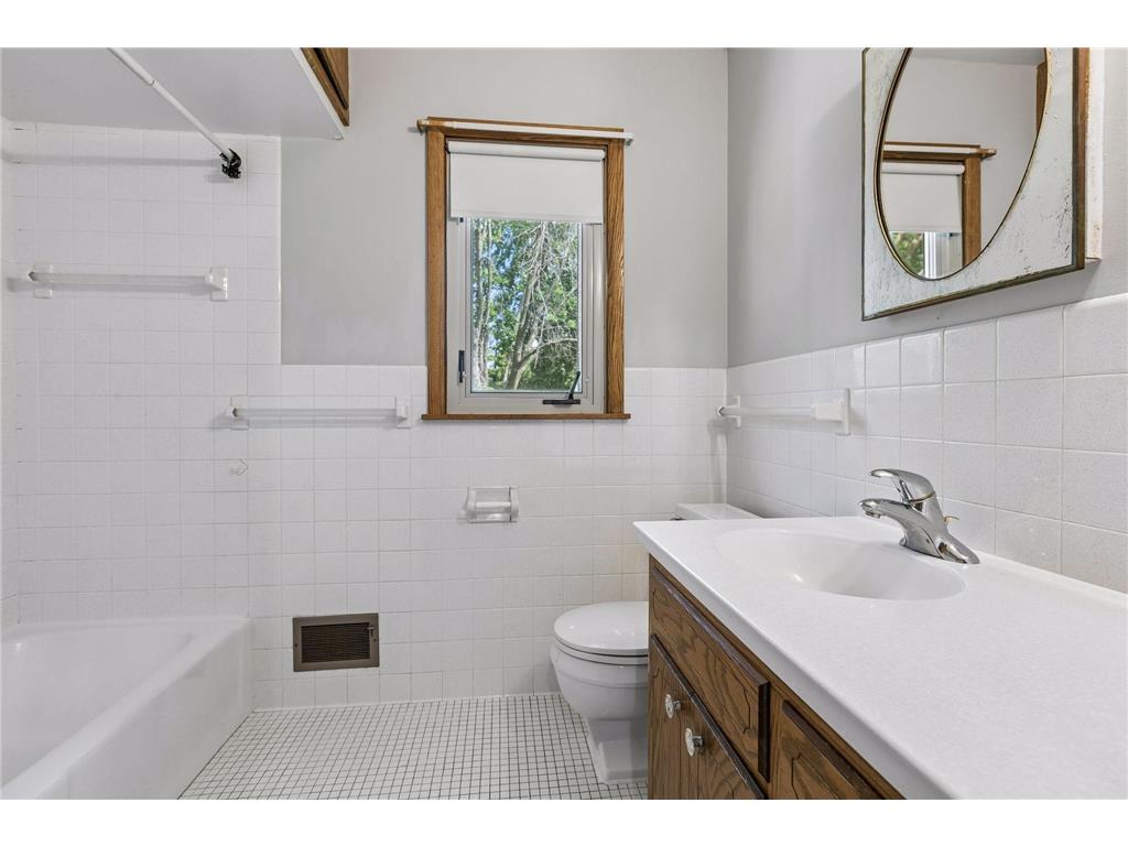 9116 34 1/2 Avenue N New Hope MN 55427 7098398 image37