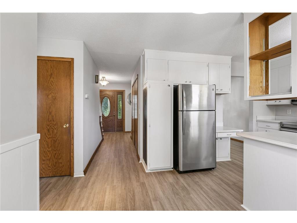 9116 34 1/2 Avenue N New Hope MN 55427 7098398 image8