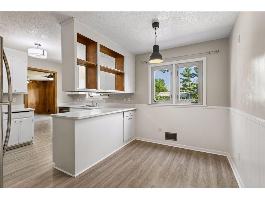 9116 34 1/2 Avenue N New Hope MN 55427 7098398 image9