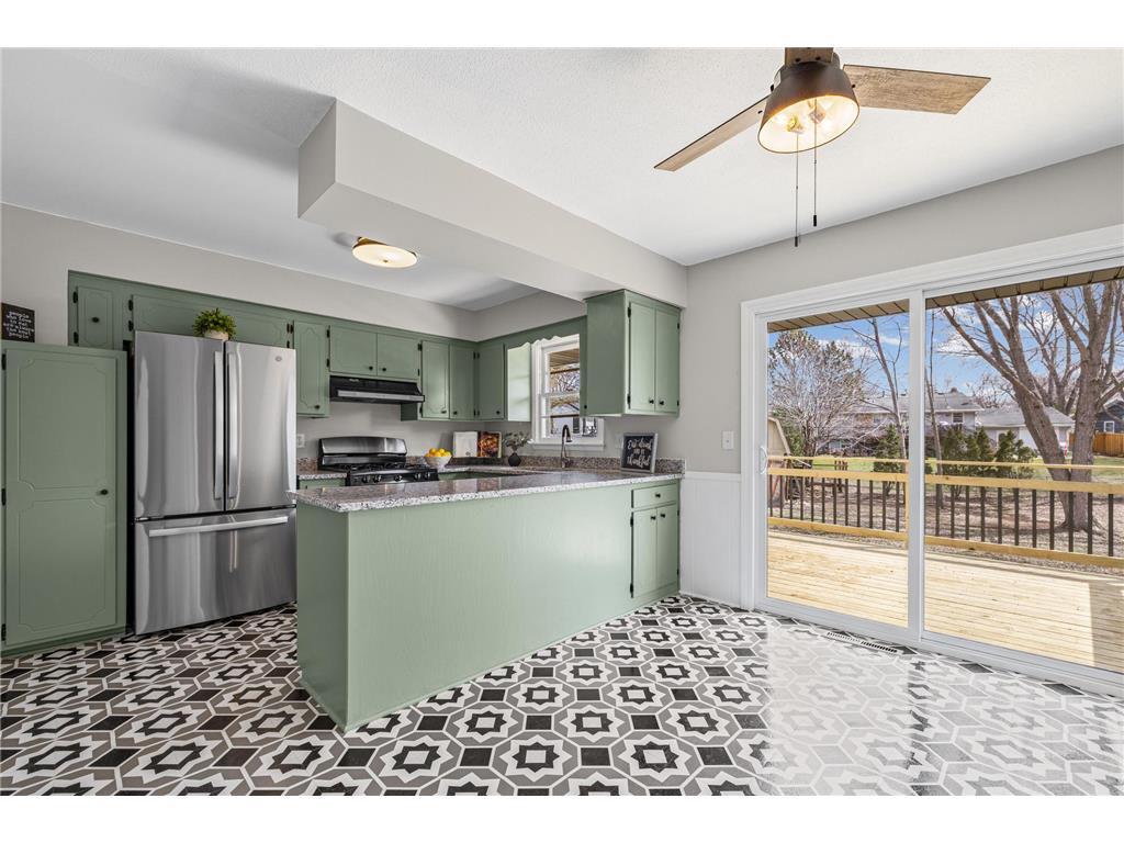 9117 31st Avenue N New Hope MN 55427 7033155 image14