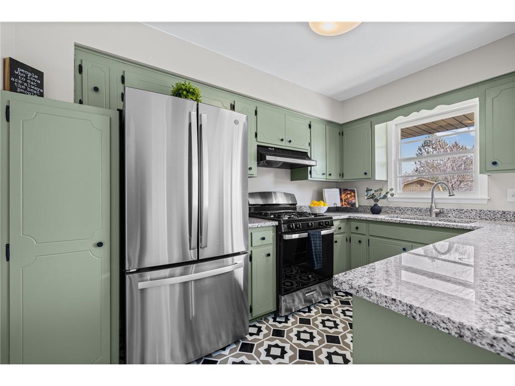 9117 31st Avenue N New Hope MN 55427 7033155 image16