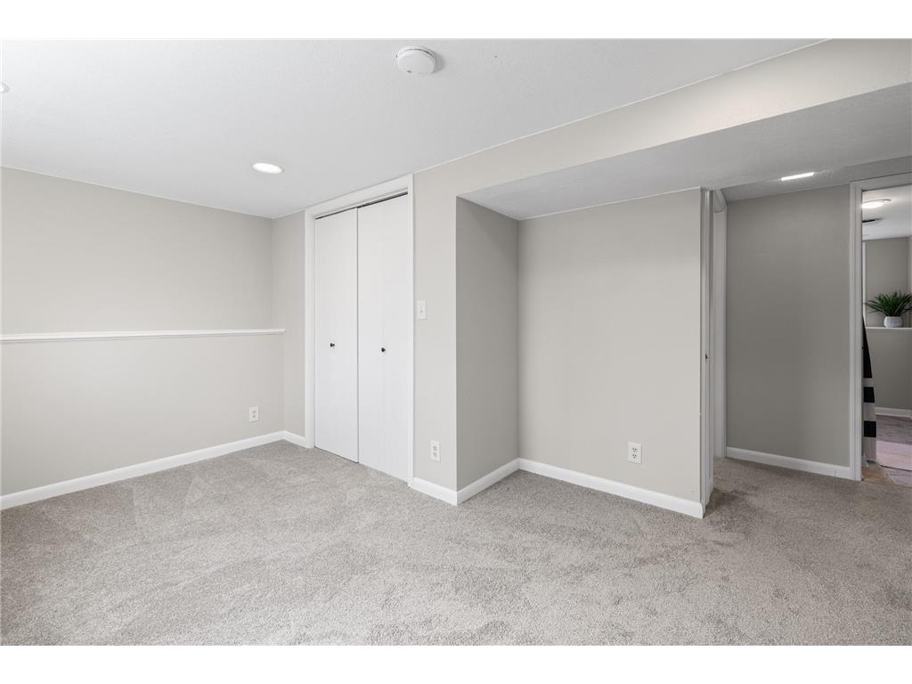 9117 31st Avenue N New Hope MN 55427 7033155 image24