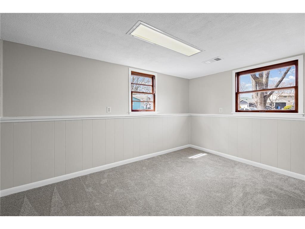 9117 31st Avenue N New Hope MN 55427 7033155 image25