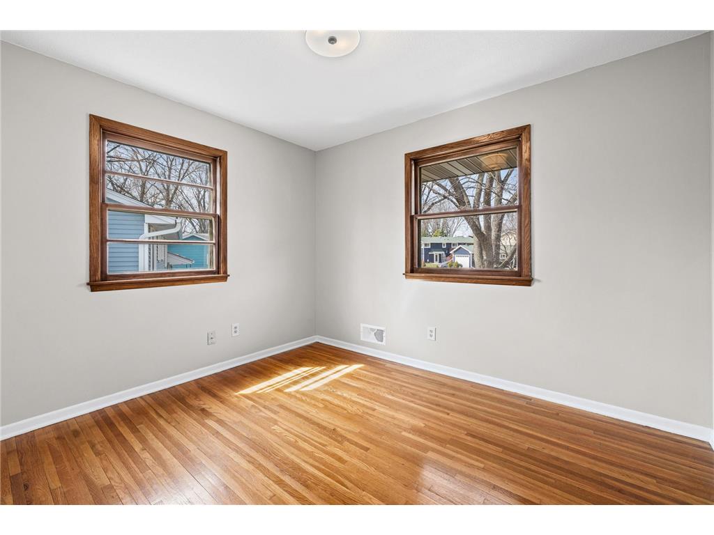9117 31st Avenue N New Hope MN 55427 7033155 image32