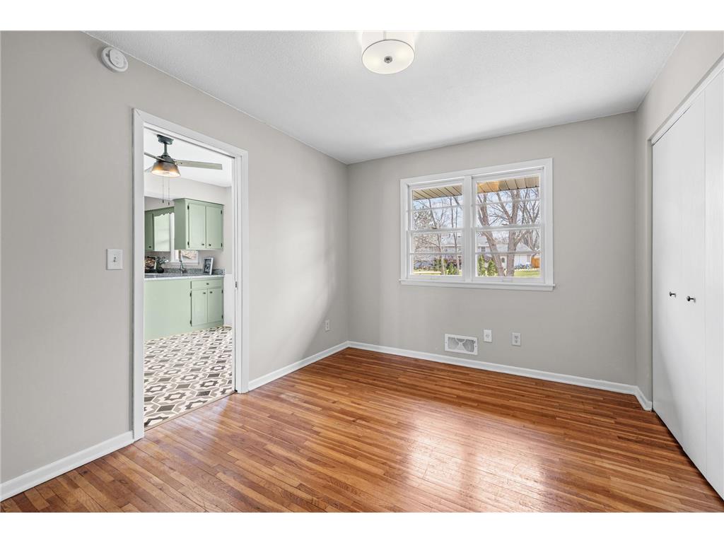 9117 31st Avenue N New Hope MN 55427 7033155 image36