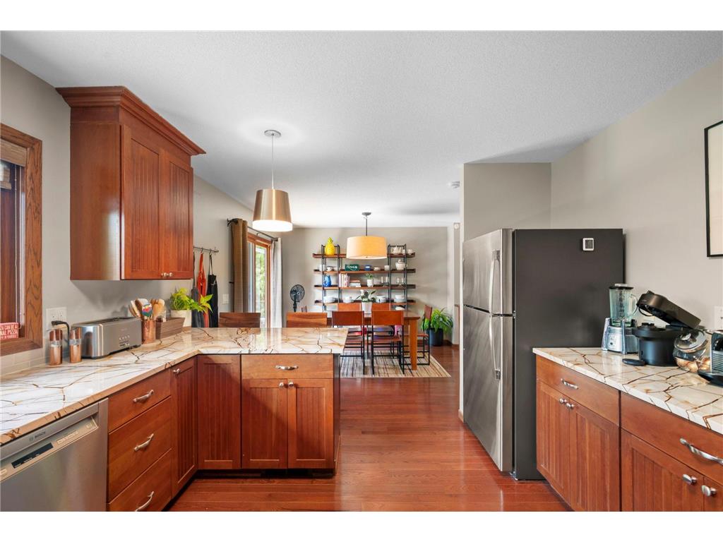 9117 34 1/2 Avenue N New Hope MN 55427 7077579 image11