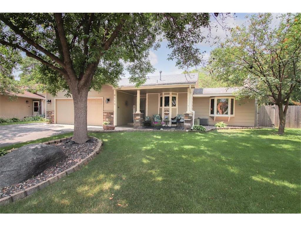 9119 Larch Lane N Maple Grove MN 55369 6400581 image1