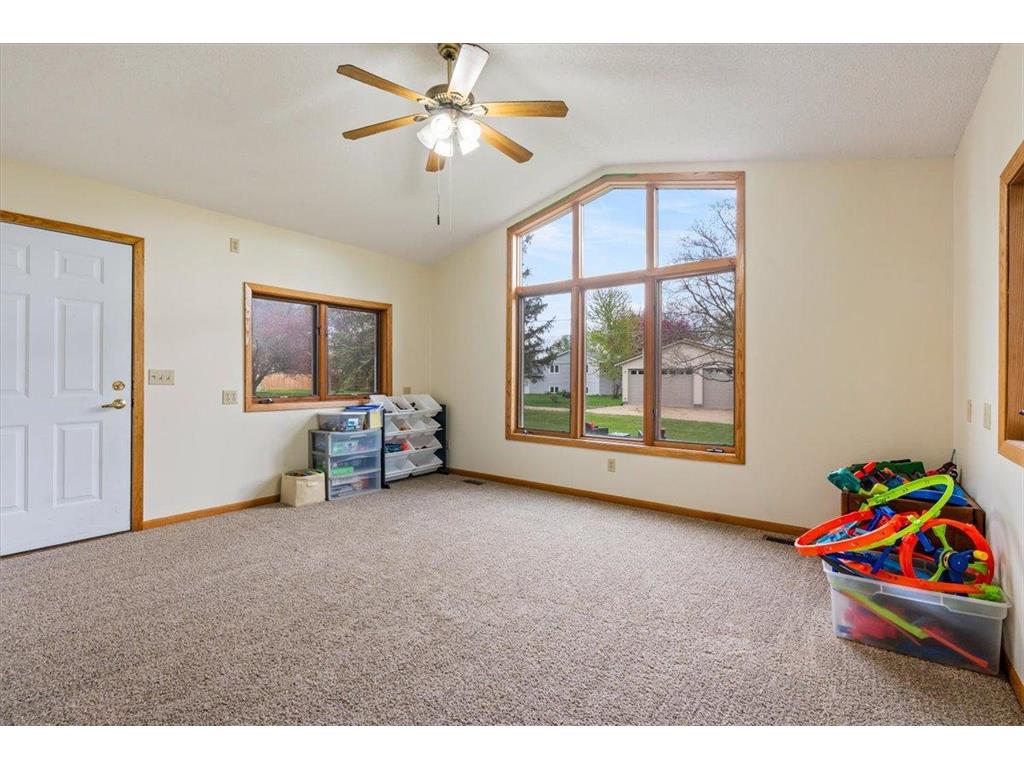 912 10th Street Gaylord MN 55334 7099400 image11