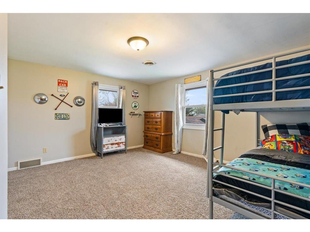 912 10th Street Gaylord MN 55334 7099400 image20