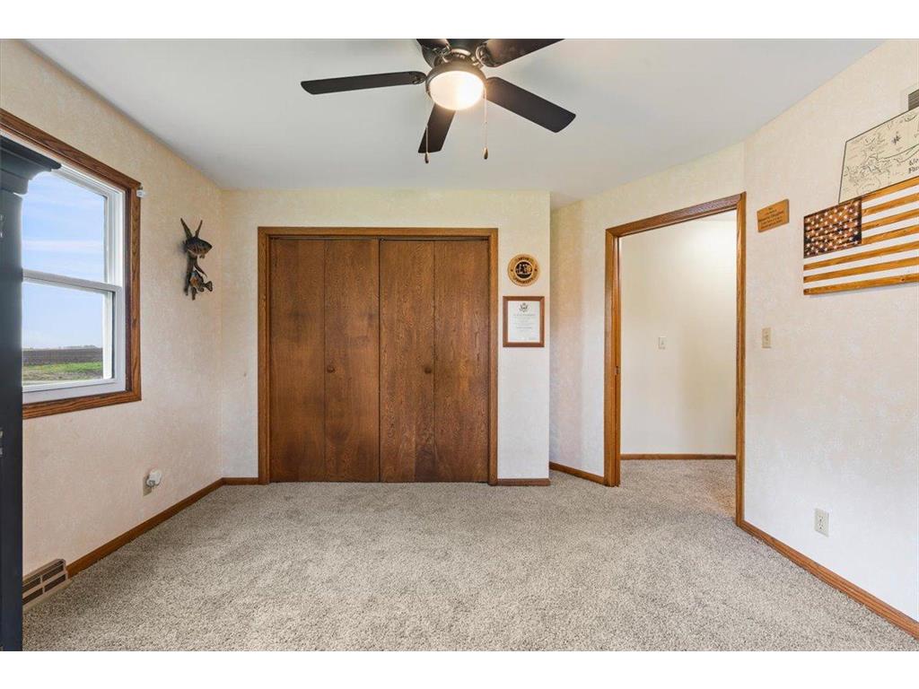 912 10th Street Gaylord MN 55334 7099400 image5