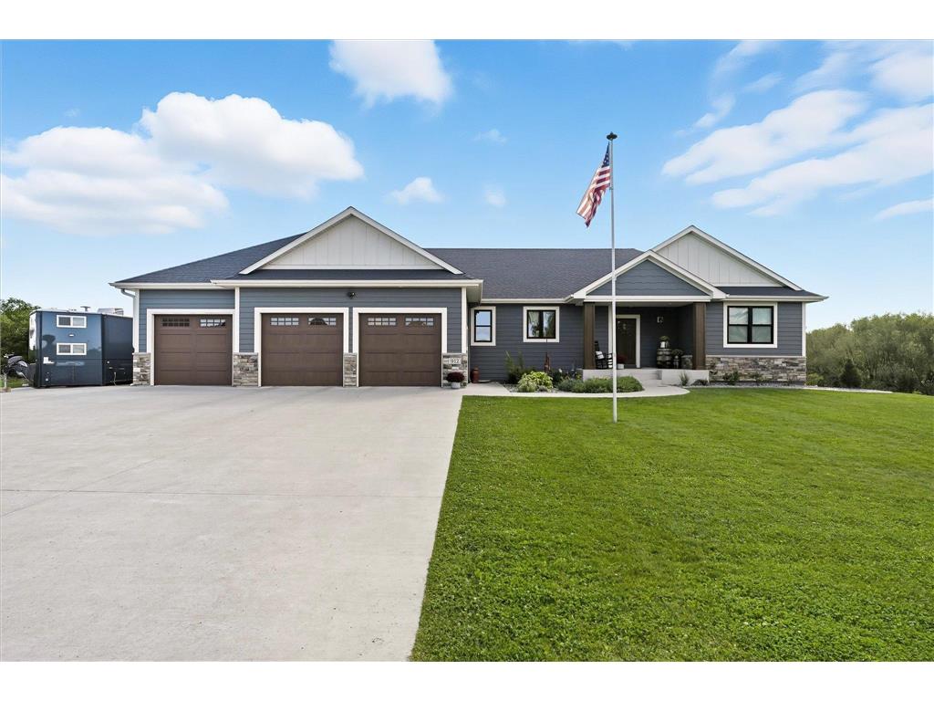 912 14th Street NE Montgomery MN 56069 7073988 image1