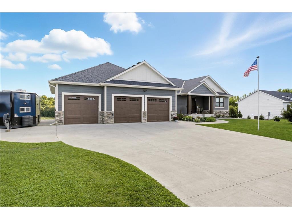 912 14th Street NE Montgomery MN 56069 7073988 image3