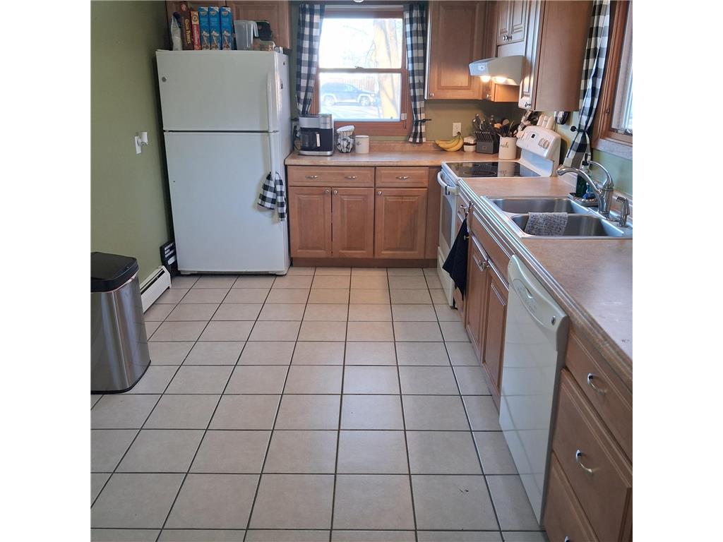 912 3rd Street NE Roseau MN 56751 7053031 image4