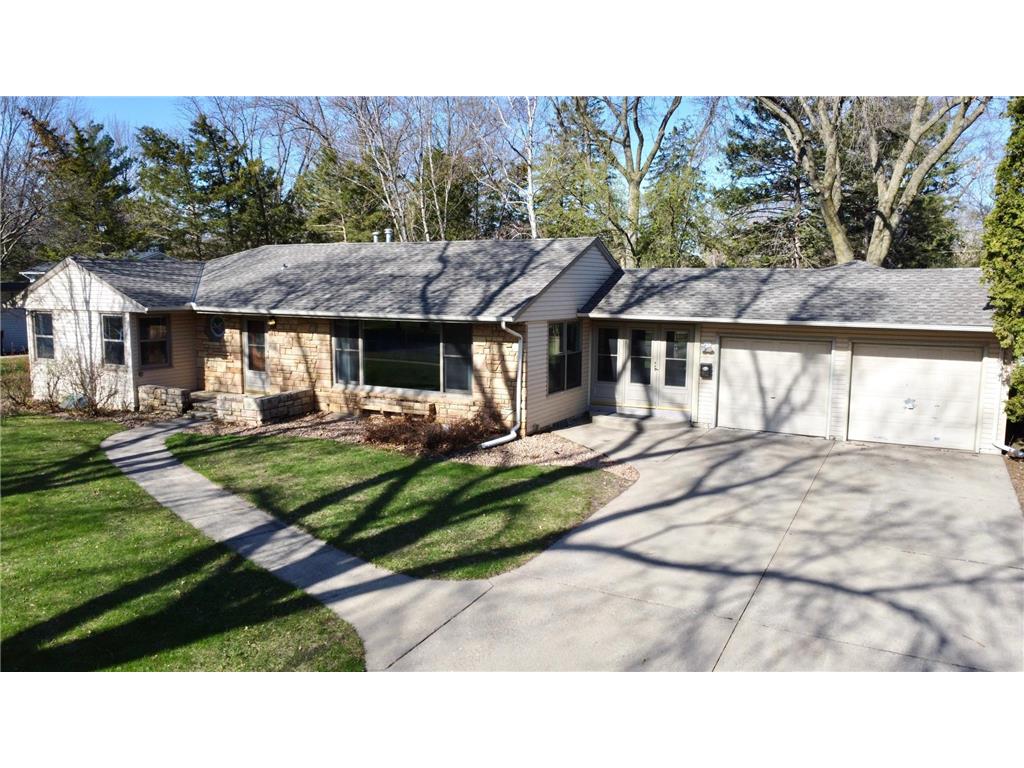 912 4th Street Farmington MN 55024 6368228 image1