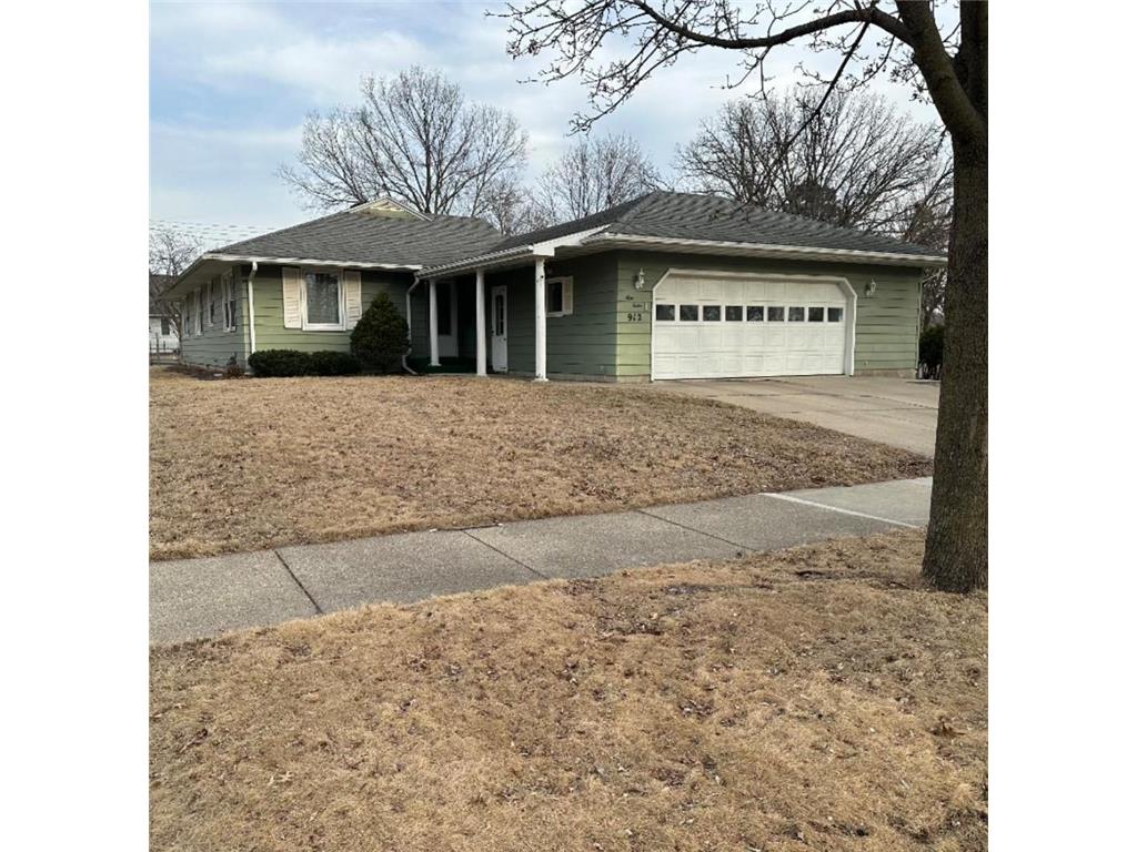 912 7th Ave NE Rochester MN 55906 - Silver 6703967 image1