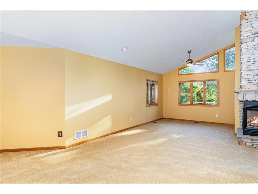 912 Aurora Circle Red Wing MN 55066 6822651 image5