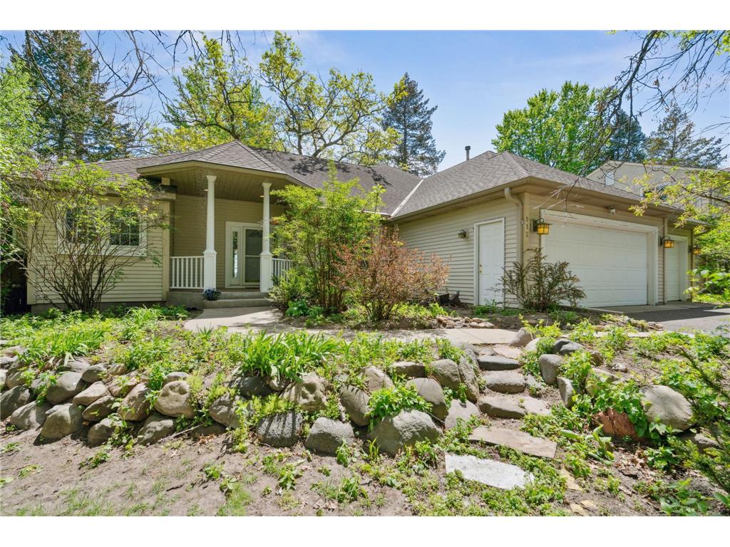 912 County Road I W, Shoreview, MN, 55126 MLS 6533267 Edina Realty