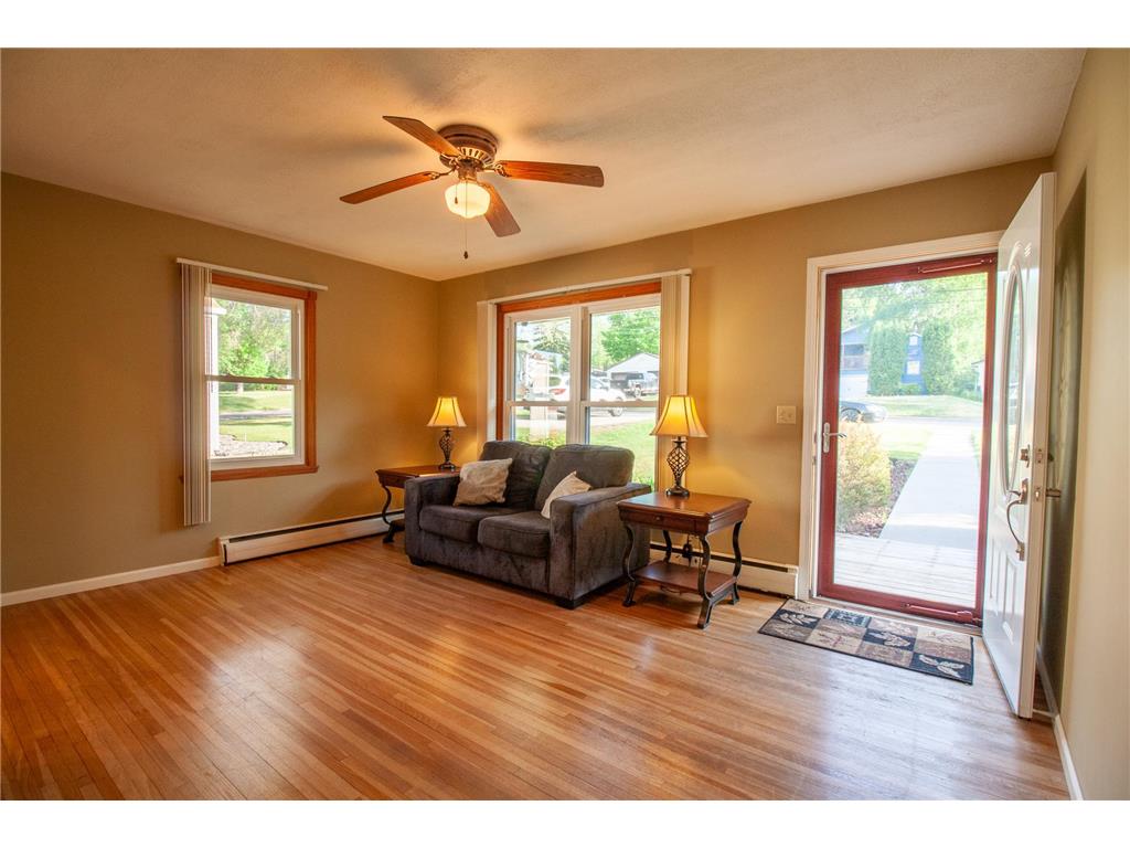 912 E Highland Avenue Fergus Falls MN 56537 7082113 image25